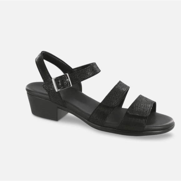SAS Savannah Web Block Sandal Size 6.5 WW  Wide Leather Brand ••NEW IN BOX•• - Picture 1 of 4
